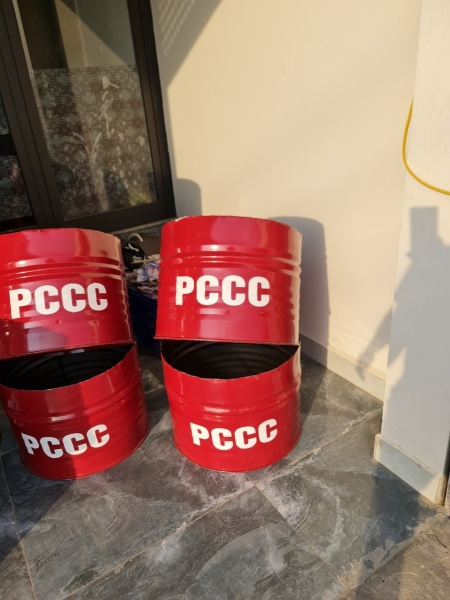 Thùng phuy chữa cháy - Thiết Bị PCCC Diệp Anh - Công Ty TNHH Bảo Hộ Lao Động Diệp Anh